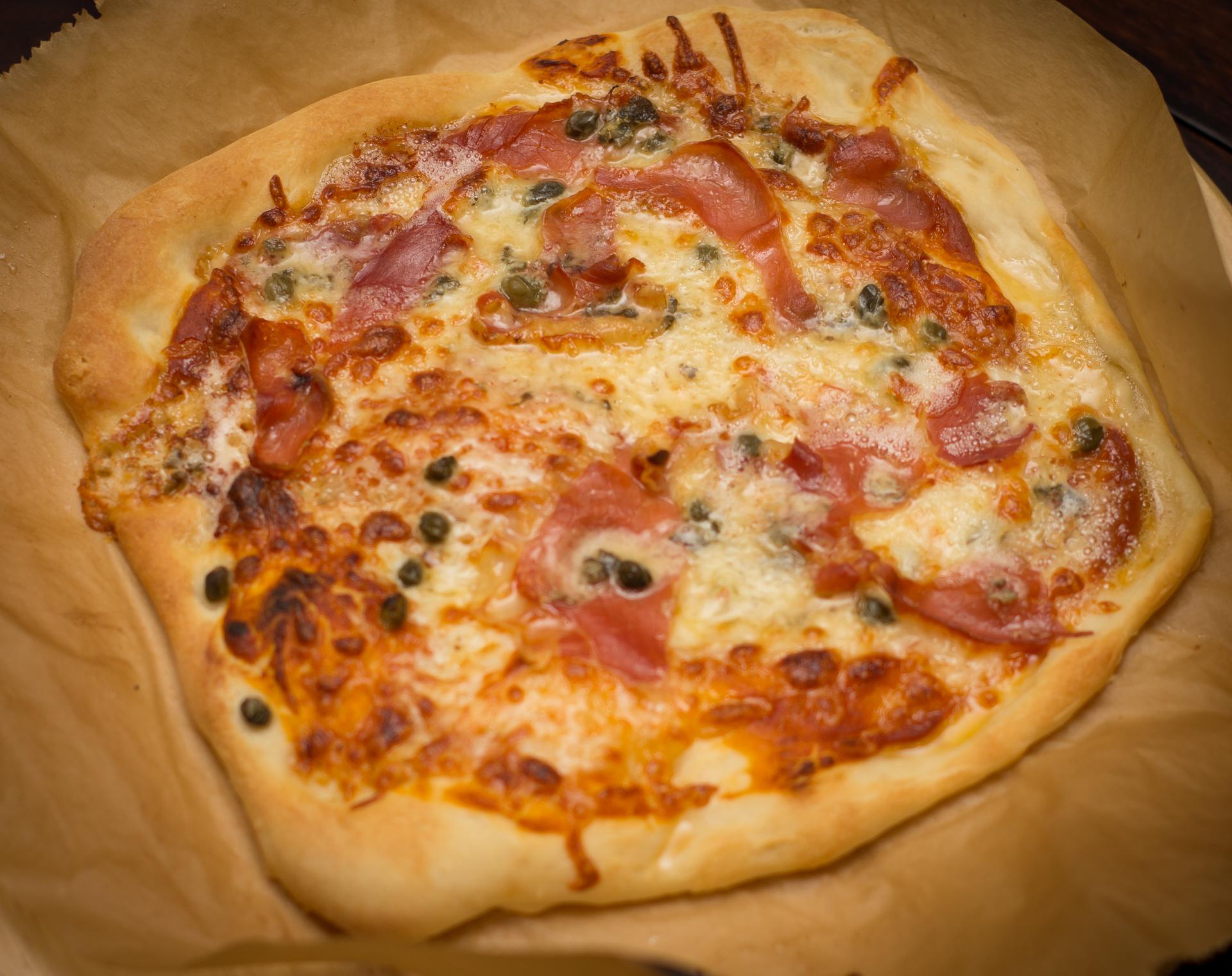 Pizza Włoska z serii Pizza Rustica